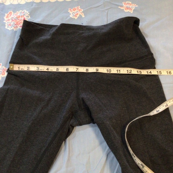 Lululemon leggings - Picture 7 of 7